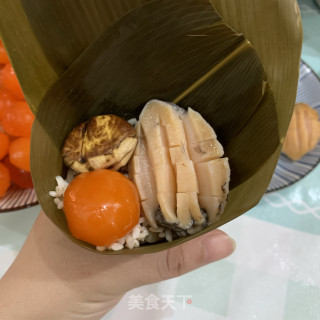 鲍鱼蛋黄肉粽的做法步骤：13