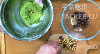 麦丽素抹茶软曲奇，奇妙的口感，好像变得加倍好吃了起来。的做法步骤：14