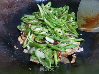 青椒炒肉的做法步骤：5