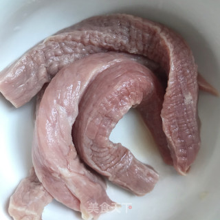 双米皮蛋牛肉粥的做法步骤：2