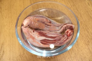 酱香牛腱子的做法步骤：1
