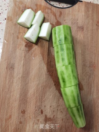 肉末蒸丝瓜的做法步骤：2