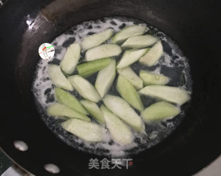 蛤蜊丝瓜汤的做法步骤：10