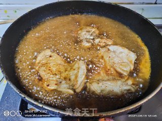焖鸭腿肉盖烧饭的做法步骤：3
