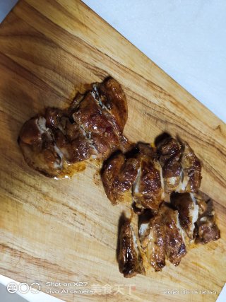 焖鸭腿肉盖烧饭的做法步骤：5