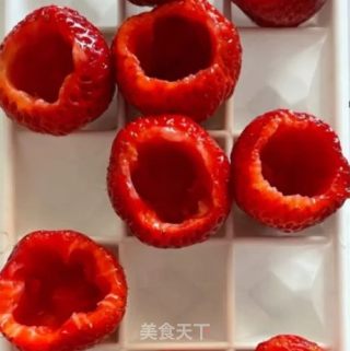 草莓炼乳冻的做法步骤：3