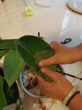 碱水糖粽的做法步骤：6