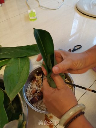 碱水糖粽的做法步骤：8