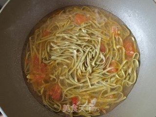 西红柿荆芥桑叶面的做法步骤：7