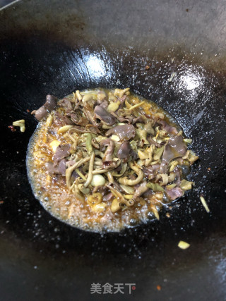鸡杂粉条的做法步骤：2
