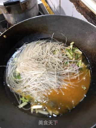 鸡杂粉条的做法步骤：4