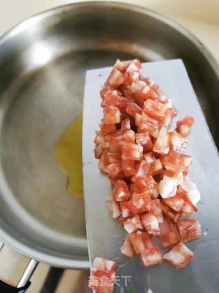 腊肠炒饭的做法步骤：4