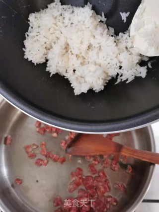 腊肠炒饭的做法步骤：5