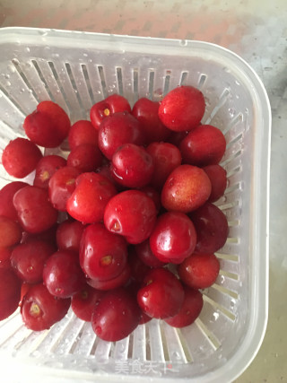荔枝樱桃糖水的做法步骤：1