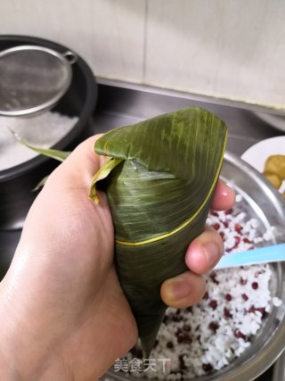 黑米粽的做法步骤：8