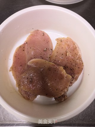 黑椒鸡胸的做法步骤：3