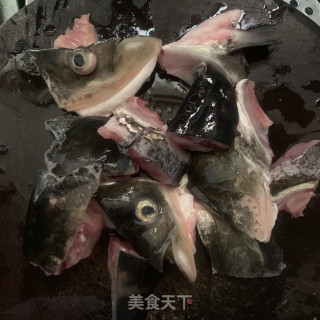 蒜蓉蒸鱼头的做法步骤：6