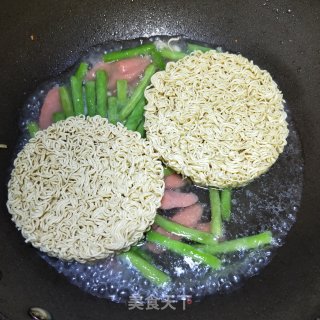 豆角焖面的做法步骤：11
