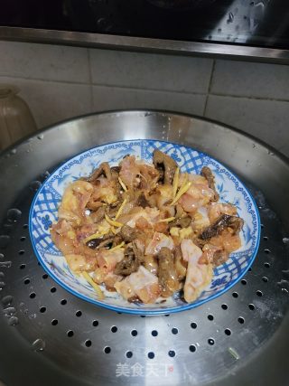 黄豆酱香菇蒸鸡的做法步骤：5