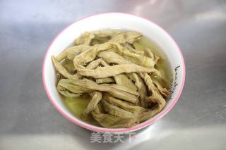 竹笋宝塔肉的做法步骤：1