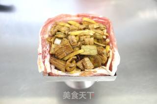 竹笋宝塔肉的做法步骤：8