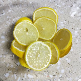 柠檬冰红茶的做法步骤：2