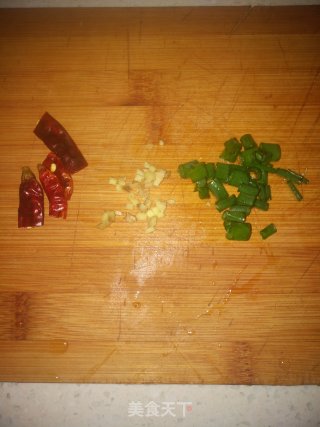 酸辣土豆丝的做法步骤：2