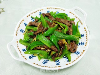 牛肉炒青椒的做法步骤：11