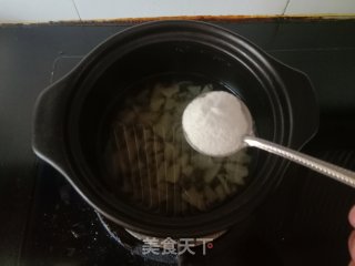 奶香雪梨冻的做法步骤：5