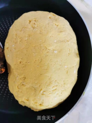 南瓜面皮白菜肉饺的做法步骤：5
