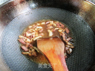 五花肉芹菜炒茭白的做法步骤：8