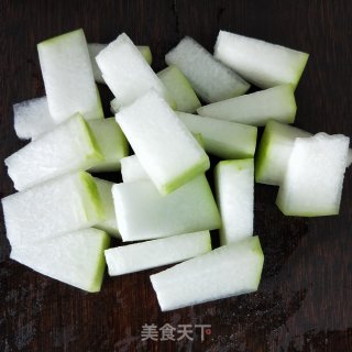 海米冬瓜丸子汤的做法步骤：2