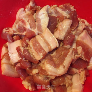 香煎五花肉的做法步骤：1