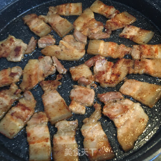 香煎五花肉的做法步骤：3