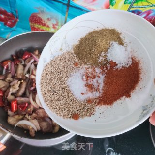 孜然羊肉的做法步骤：15
