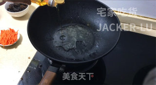 懒人版鱼香肉丝，厨艺有限，依靠调料包，比自己调味靠谱多了。的做法步骤：6