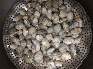 盐蒸花甲的做法步骤：3
