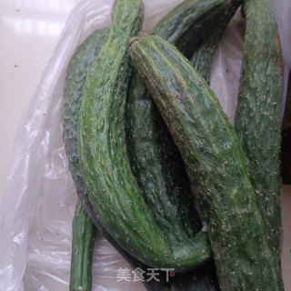 黄瓜鸡蛋沙拉的做法步骤：1