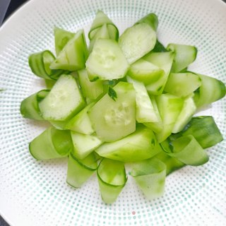 黄瓜鸡蛋沙拉的做法步骤：6