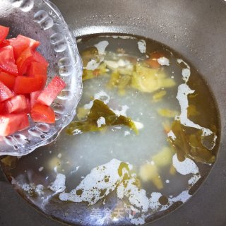 牛肉酸汤米粉的做法步骤：6