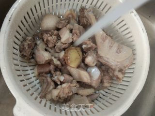 啤酒????什锦鸭的做法步骤：3