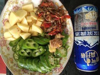 啤酒????什锦鸭的做法步骤：4