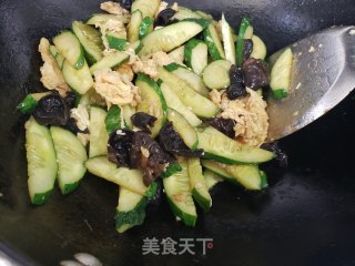 黄瓜木耳炒鸡蛋的做法步骤：6