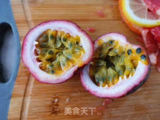 百香果西柚柠檬蜂蜜水的做法步骤：3