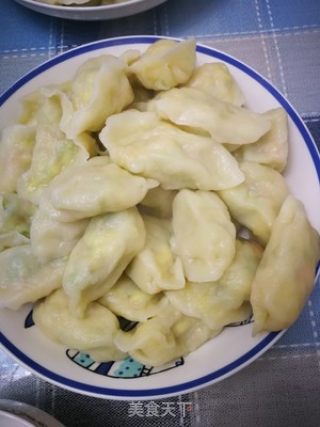 夏天瓜果的浪漫，西葫芦鸡蛋饺子下锅！的做法步骤：5