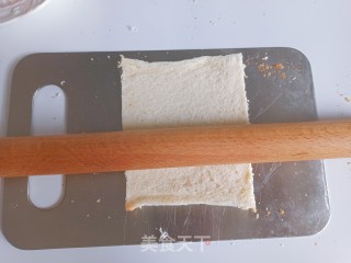 芝士香肠吐司丁的做法步骤：3