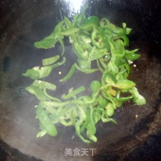 酸香茄丝的做法步骤：3
