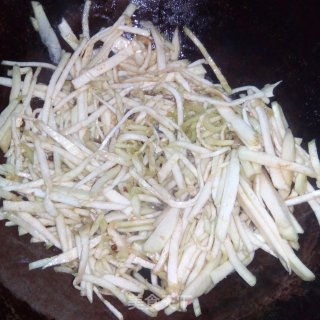 酸香茄丝的做法步骤：6