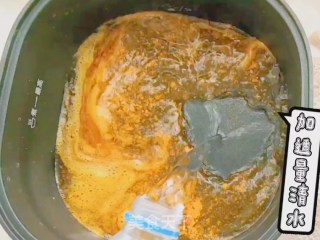 蟹黄豆腐煲的做法步骤：6