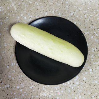 糖拌黄瓜的做法步骤：1